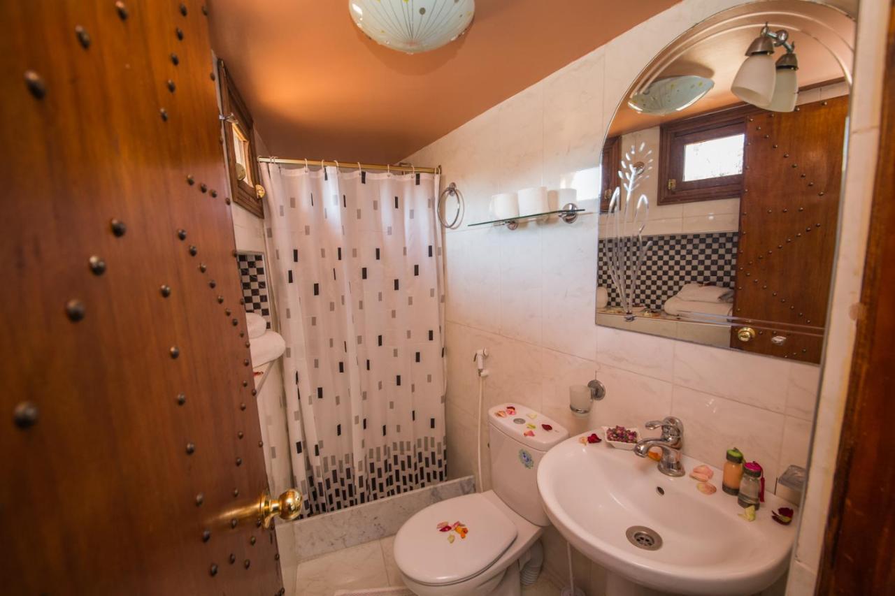 Deluxe Double Room,755223250:JPEG